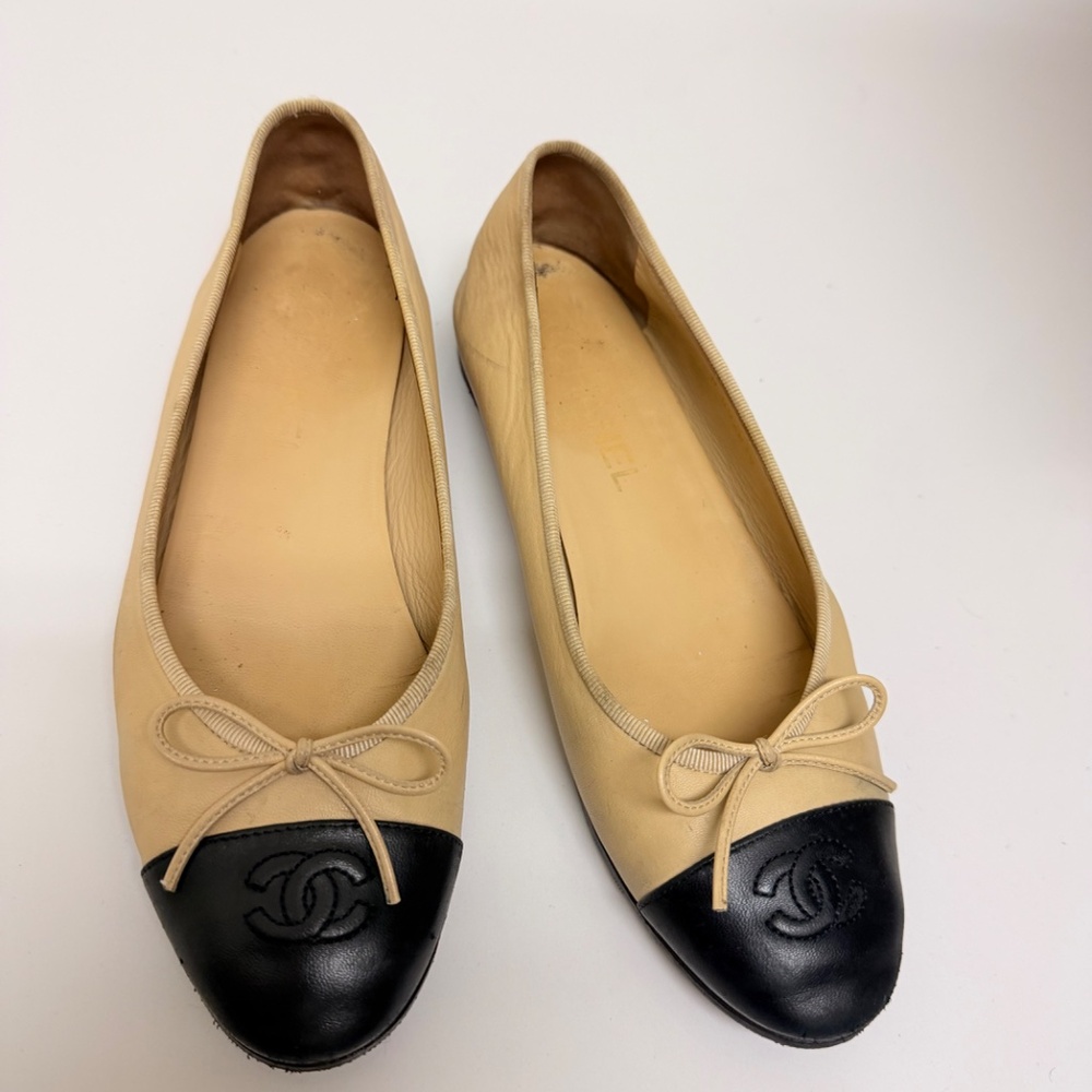 CHANEL BALLET FLATS 100% AUTHENTIC. Lambskin Beige & Black. - Picture 7 of 10